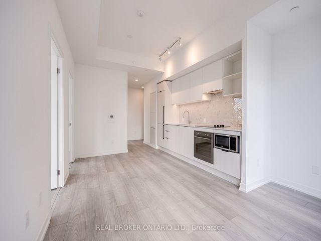 2006 - 82 Dalhousie St