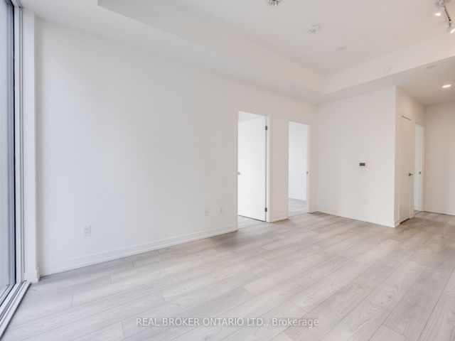 2006 - 82 Dalhousie St