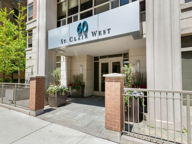1306 - 60 St Clair Ave W