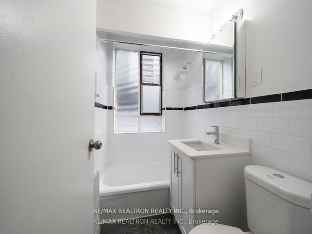 205 - 77 Erskine Ave