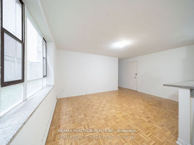 205 - 77 Erskine Ave