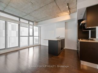 2206 - 375 King St W