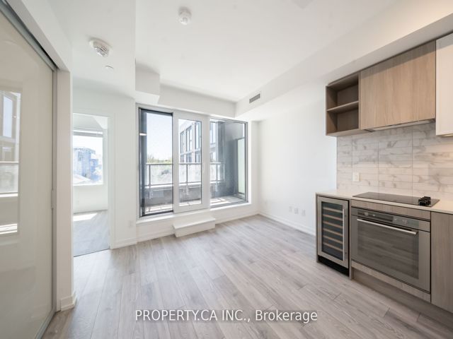 305 - 2020 Bathurst St
