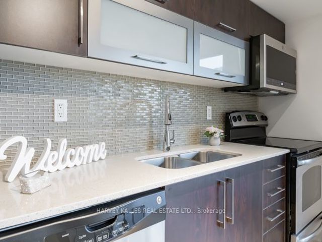 403 - 28 Ted Rogers Way