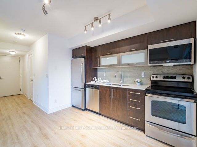 403 - 28 Ted Rogers Way