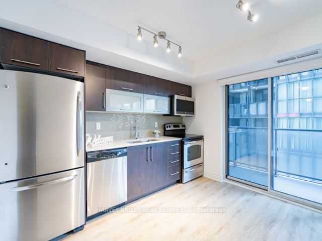 403 - 28 Ted Rogers Way
