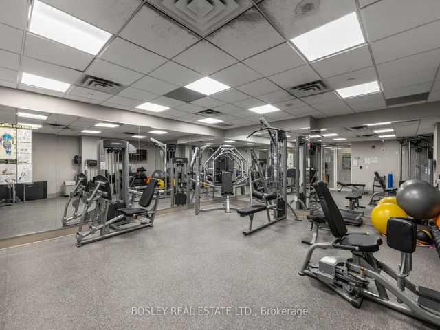1003C - 662 Sheppard Ave E