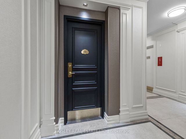 1003C - 662 Sheppard Ave E