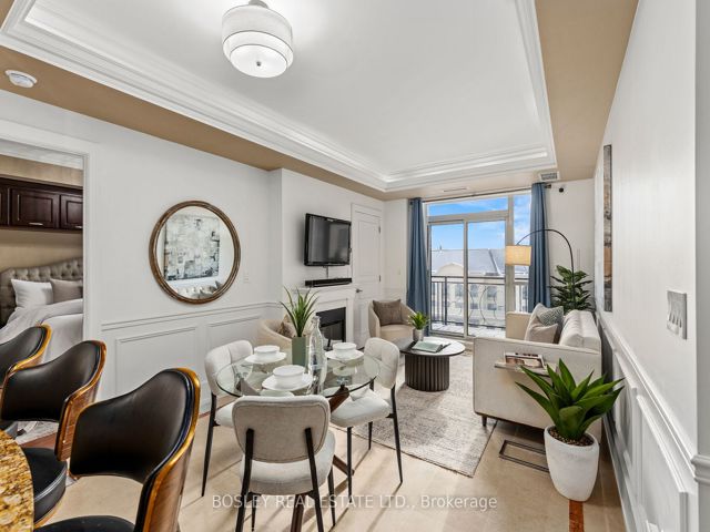 1003C - 662 Sheppard Ave E