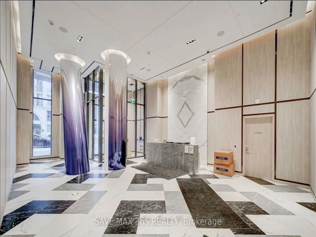 2503 - 395 Bloor St E