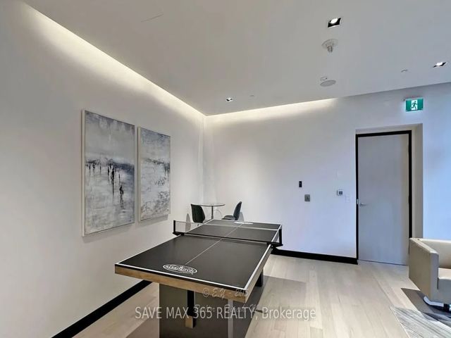 2503 - 395 Bloor St E
