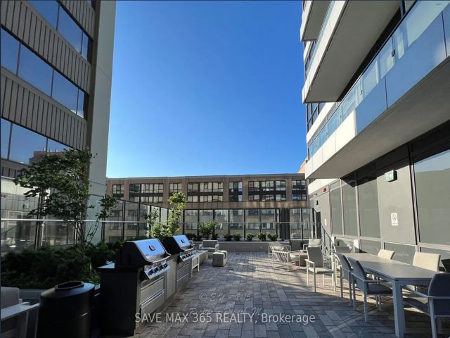 2503 - 395 Bloor St E