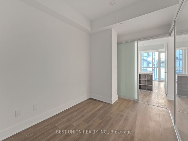 703 - 188 Fairview Mall Dr Dr