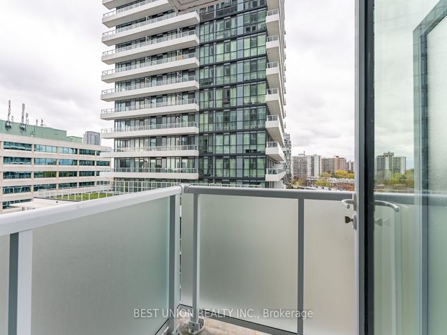 703 - 188 Fairview Mall Dr Dr
