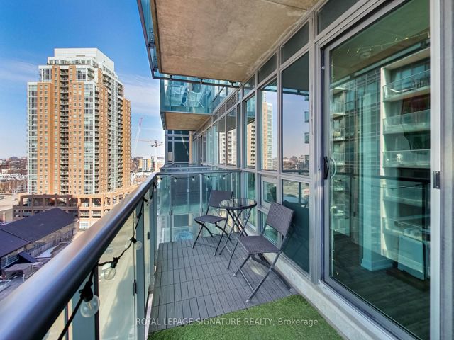 1209 - 69 Lynn Williams St