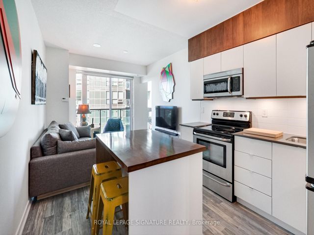 1209 - 69 Lynn Williams St