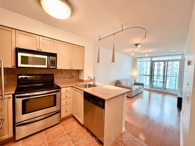 1110 - 28 Harrison Garden Blvd