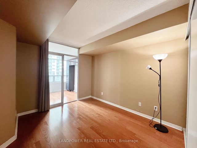1110 - 28 Harrison Garden Blvd