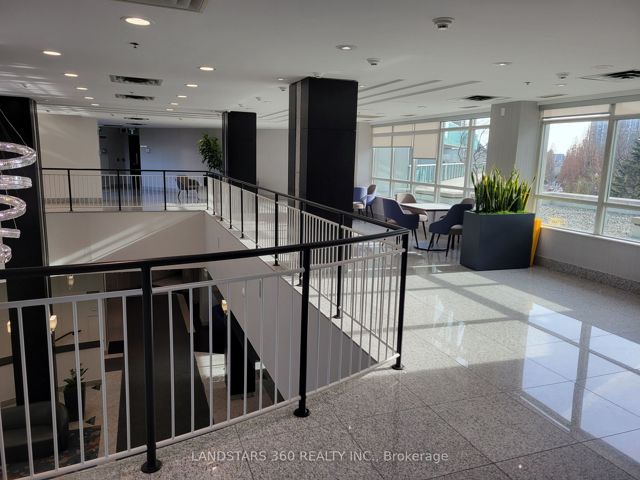 803 - 18 Harrison Garden Blvd