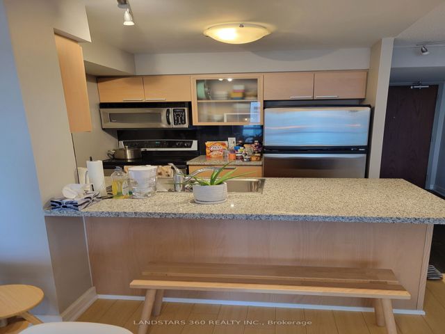 803 - 18 Harrison Garden Blvd