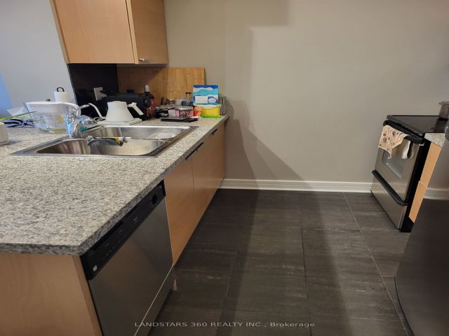803 - 18 Harrison Garden Blvd