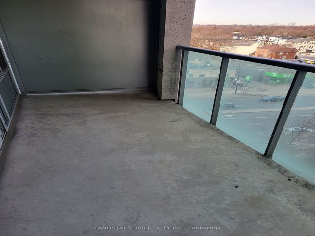 803 - 18 Harrison Garden Blvd