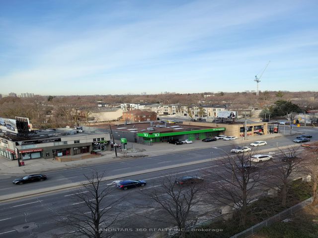 803 - 18 Harrison Garden Blvd