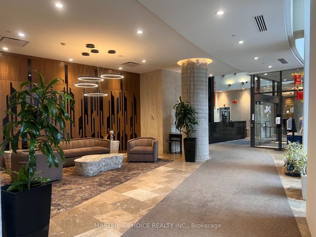 PH2624 - 15 Northtown Way