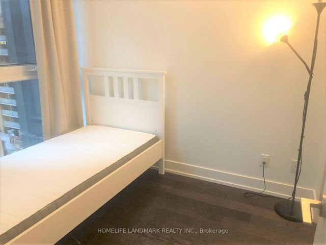 1101 - 7 Grenville St