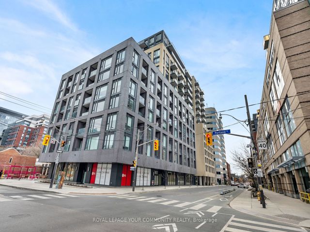 306 - 543 Richmond St W