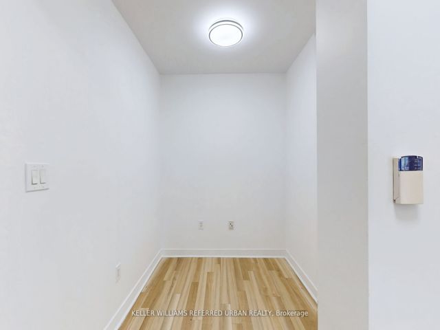708 - 3 Navy Wharf Crt