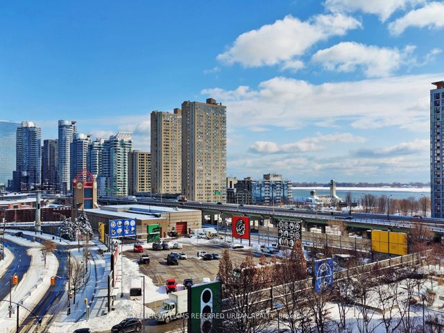 708 - 3 Navy Wharf Crt