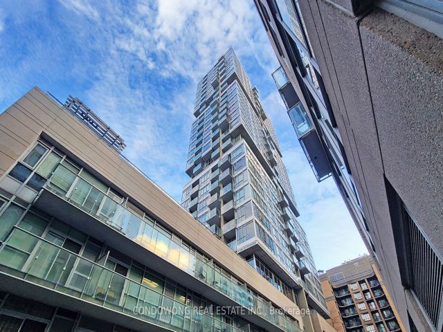 502 - 30 Nelson St