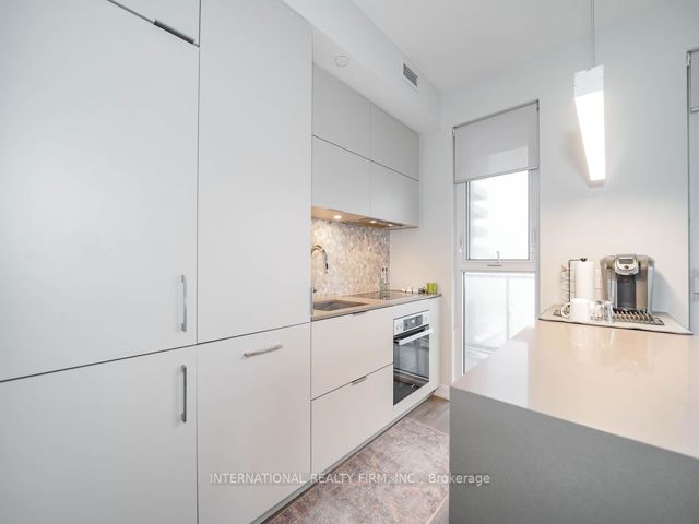3203 - 15 Lower Jarvis St
