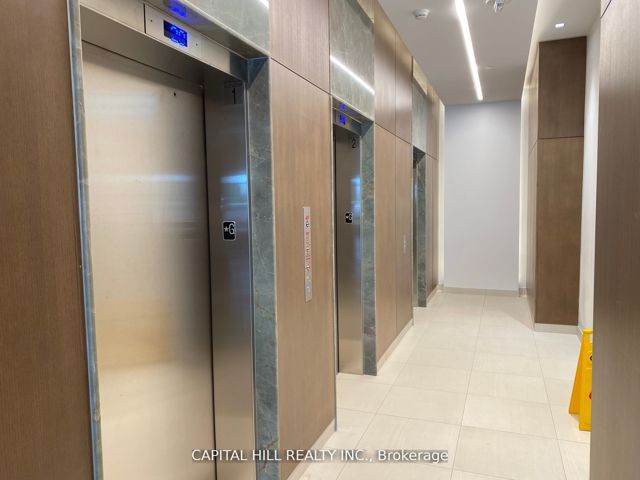 2202 - 188 Fairview Mall Dr