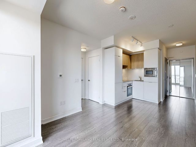 1305 - 50 O'neill Rd