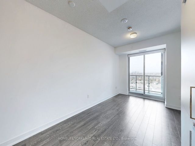 1305 - 50 O'neill Rd