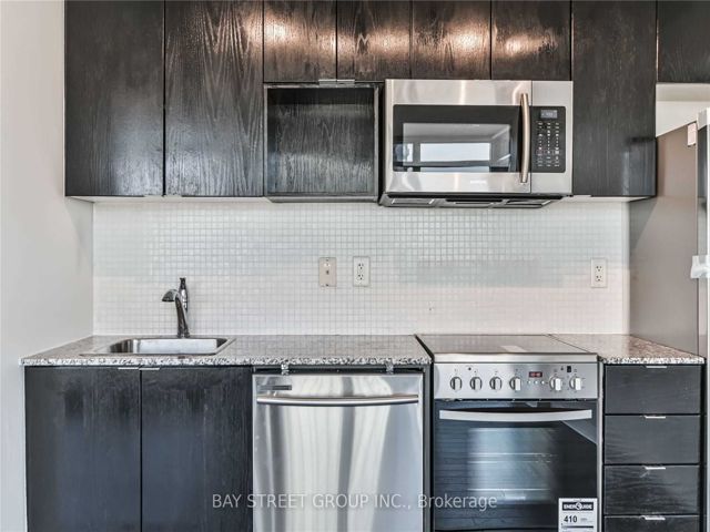 4303 - 15 Fort York Blvd