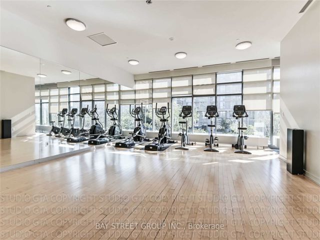 4303 - 15 Fort York Blvd