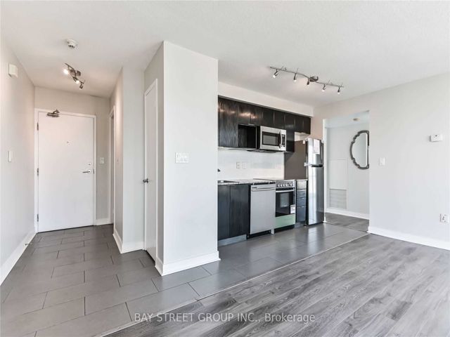 4303 - 15 Fort York Blvd