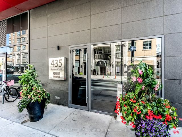 514 - 435 Richmond St W