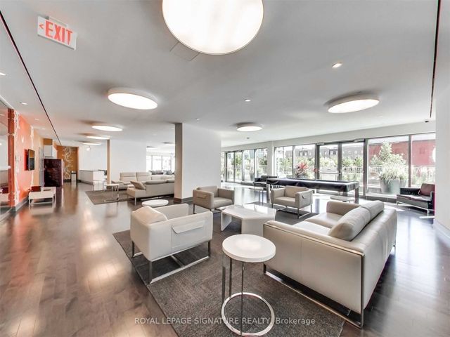 412 - 69 Lynn Williams St