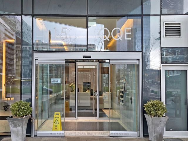 1401 - 15 Queens Quay E