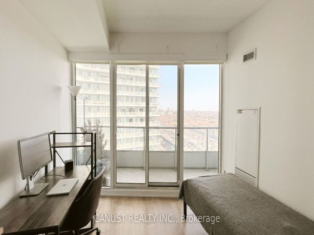 1606 - 115 Mcmahon Dr