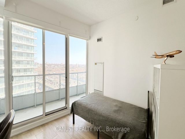 1606 - 115 Mcmahon Dr