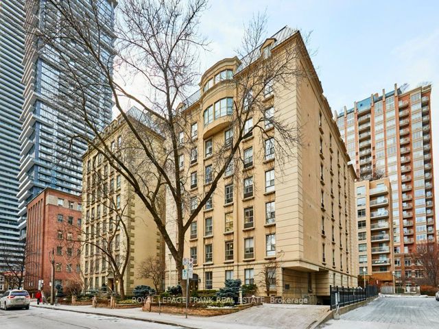 301 - 88 Charles St E