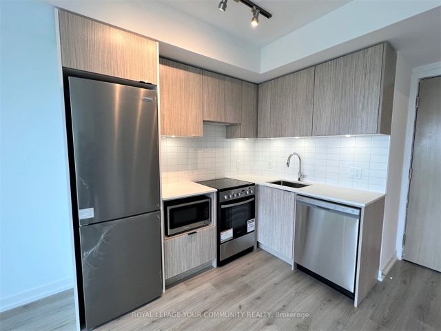 3609 - 395 Bloor St E