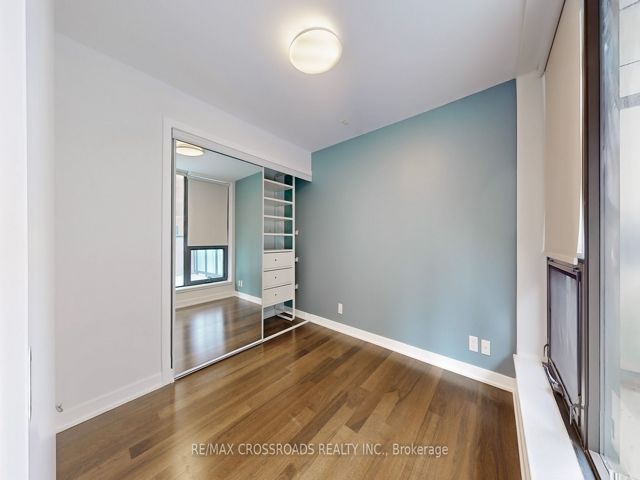 505 - 15 Beverley St