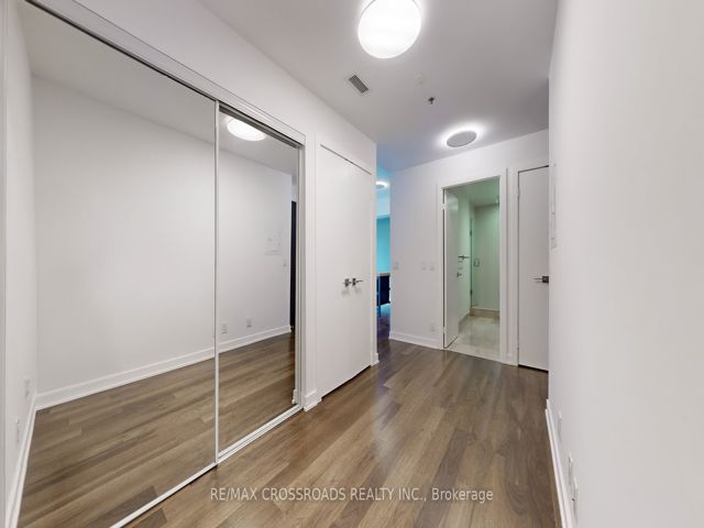 505 - 15 Beverley St