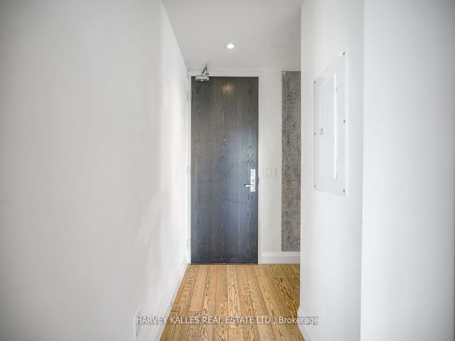 1507 - 224 King St W